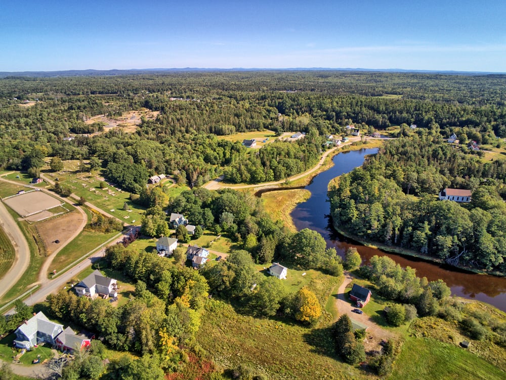 25 Secluded Towns Along Maine's Saltbitten Bold Coast Where All is Quiet on the Eastern Front